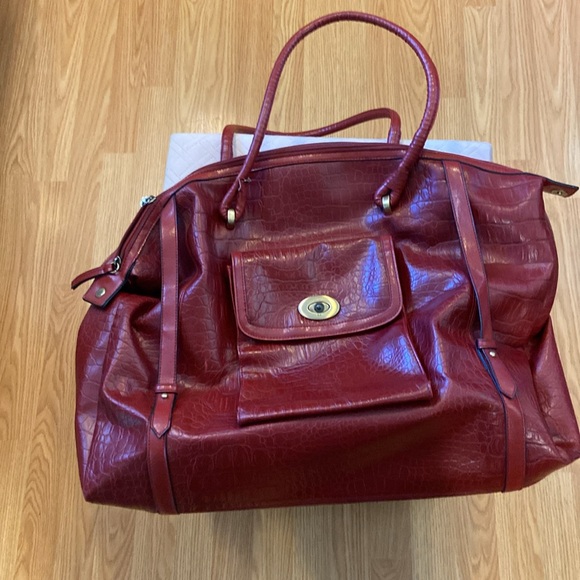 Bueno red faux leather travel bag - Picture 2 of 16